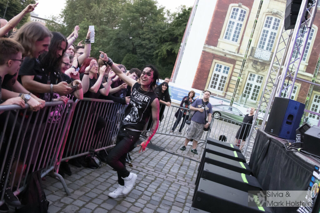 Lacrimas Profundere - Das Schloss rockt - Münster - 27.07.2019